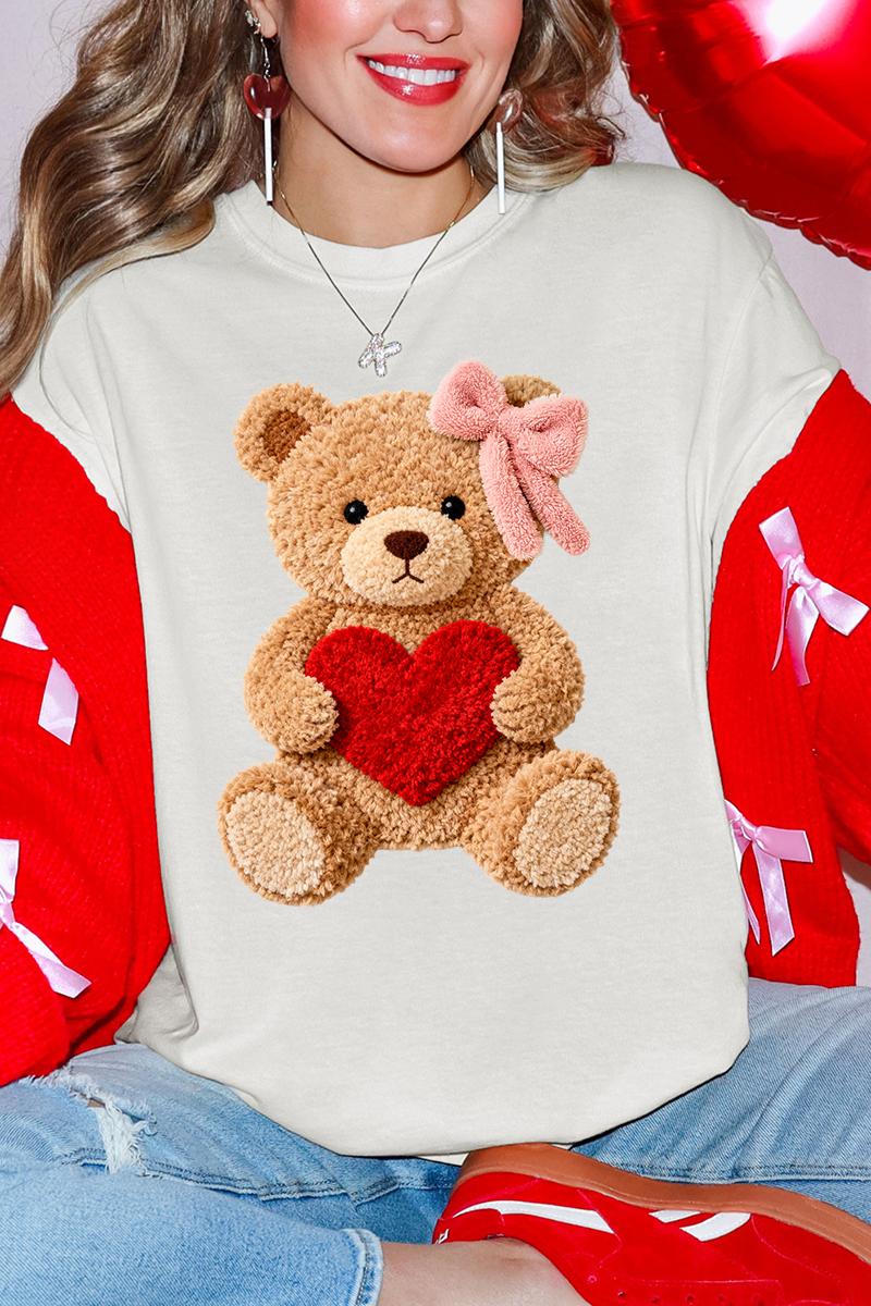 Cozy Heart Cub Faux Yarn Comfort Colors Adult Ring-Spun Cotton Tee