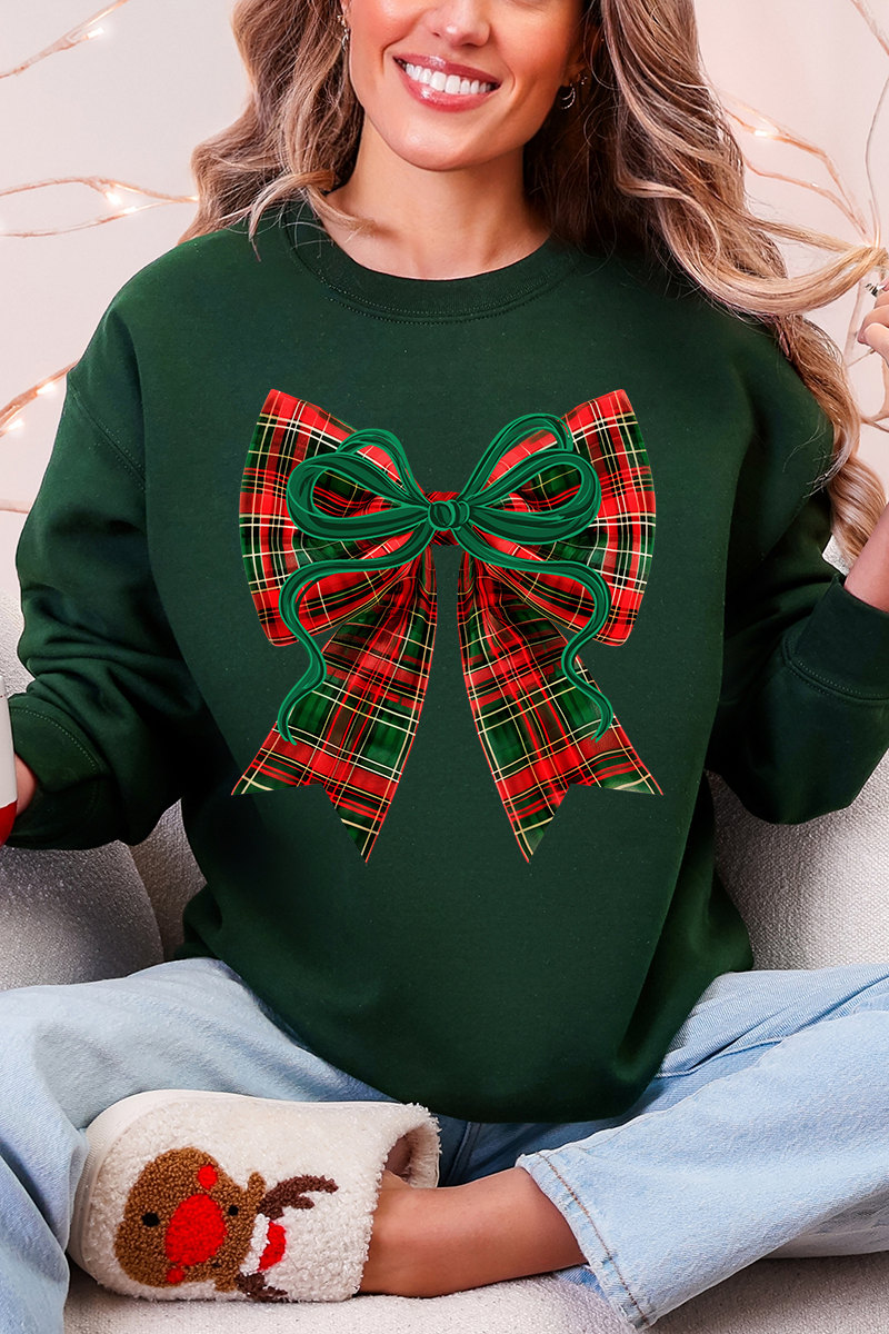 Festive Christmas Plaid Coquette Heavy Blend Crew Sweatshirt product image 5