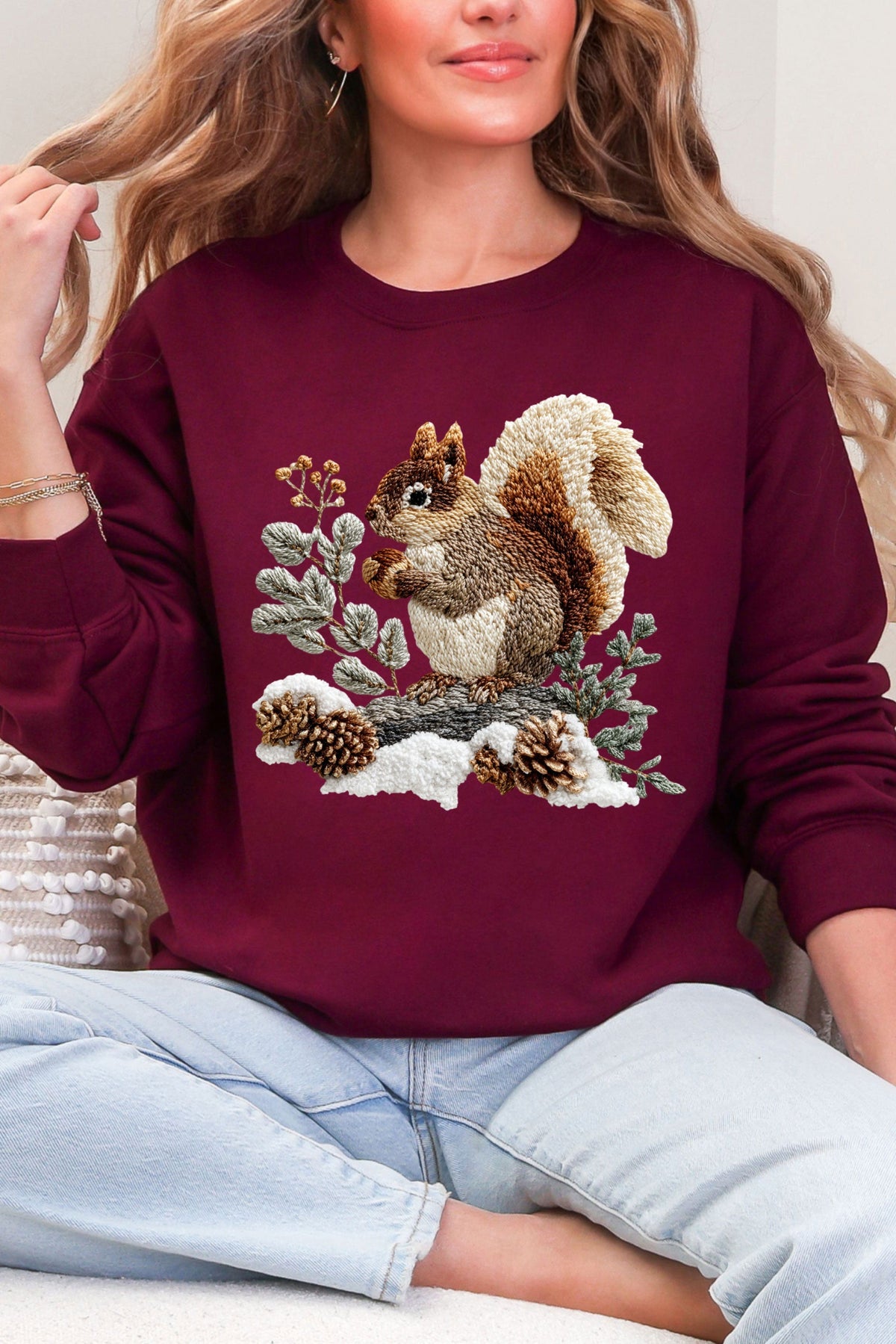 Faux Yarn Winter Squirrel Heavy Blend Crew Sweatshirt product image 5