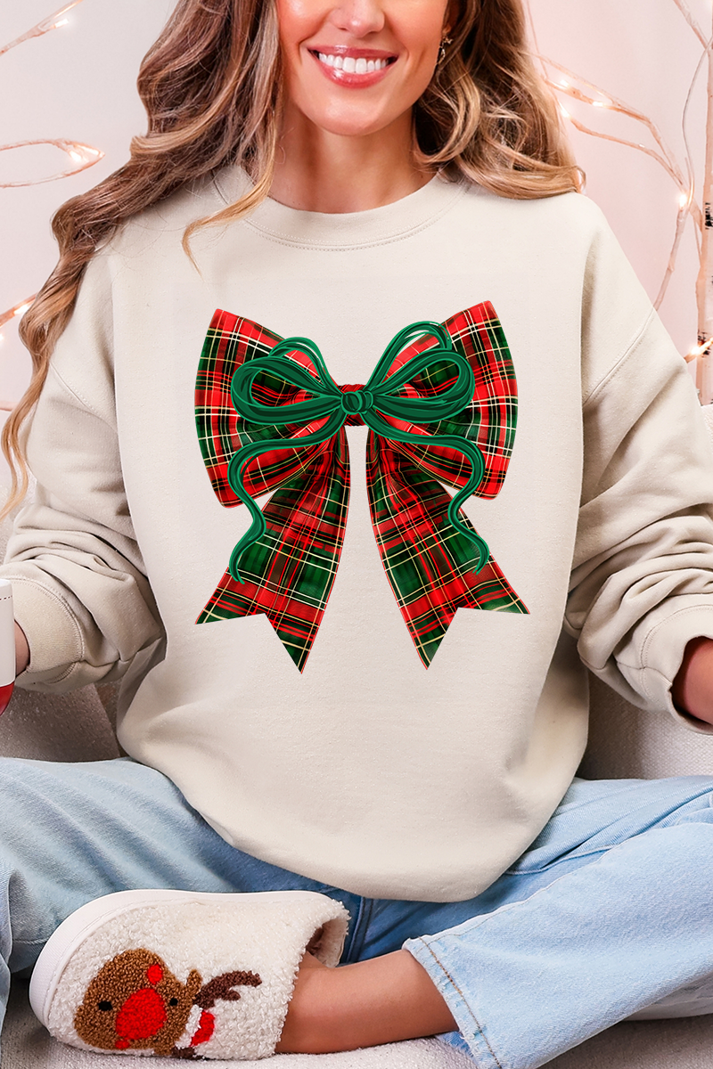 Festive Christmas Plaid Coquette Heavy Blend Crew Sweatshirt product image 6