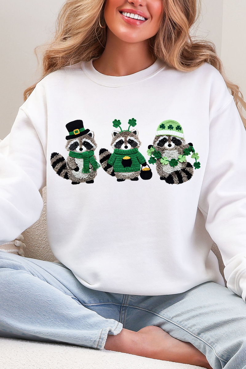 Faux Yarn Clover Crew Heavy Blend Sweatshirt product image 1